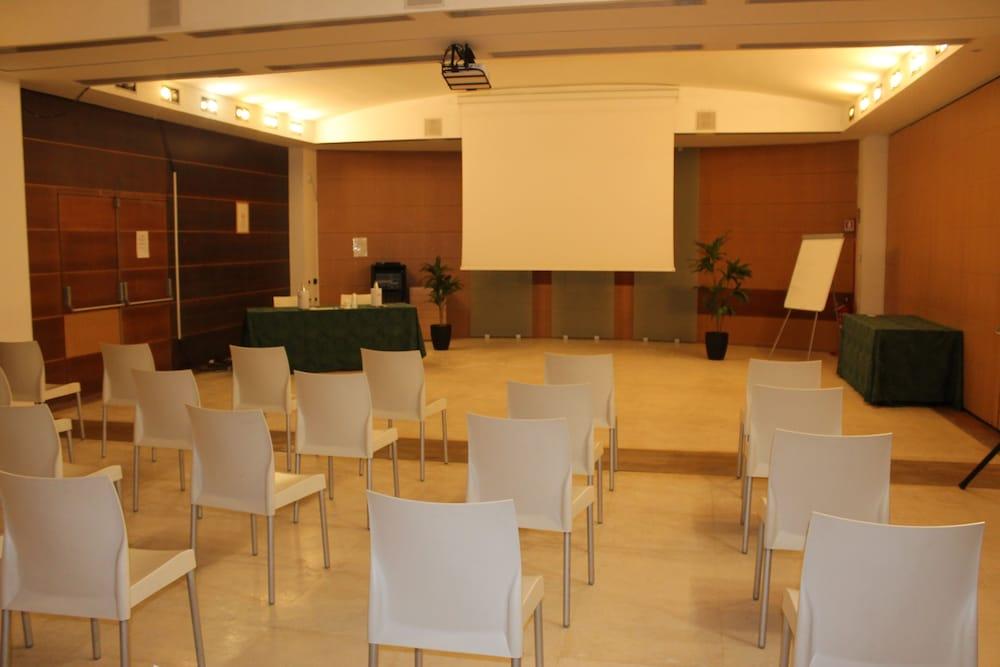 B&B Hotel Calenzano First