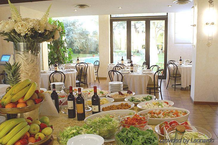 Hotel B&B Hotel Calenzano First 4*