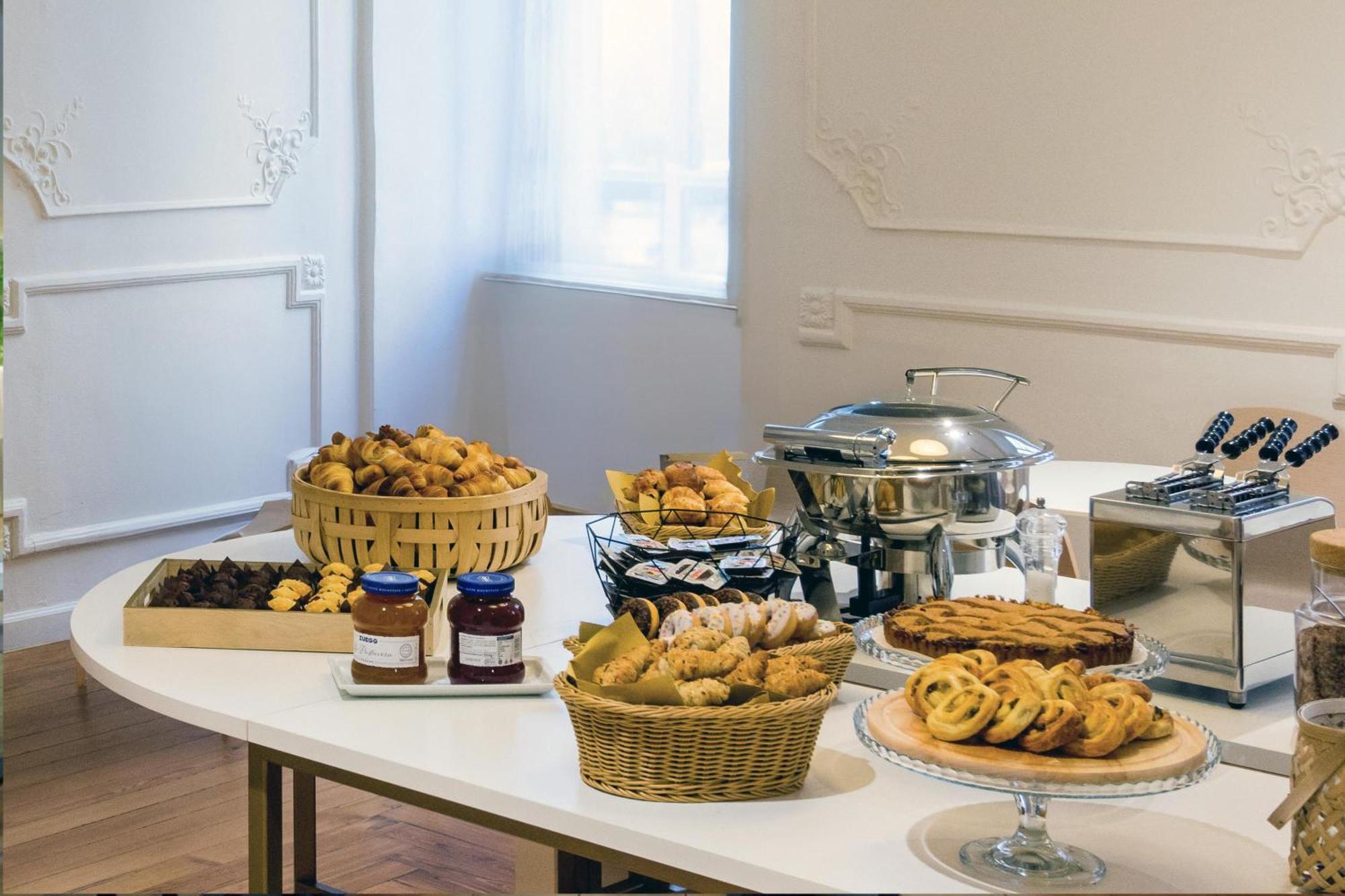 Hotel B&B Hotel Calenzano First 4*